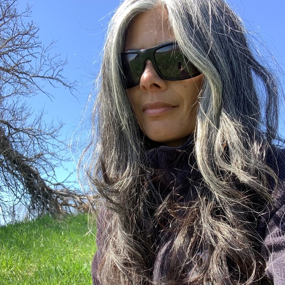 Meet your Posher, Angelique - Picture 1 of 1